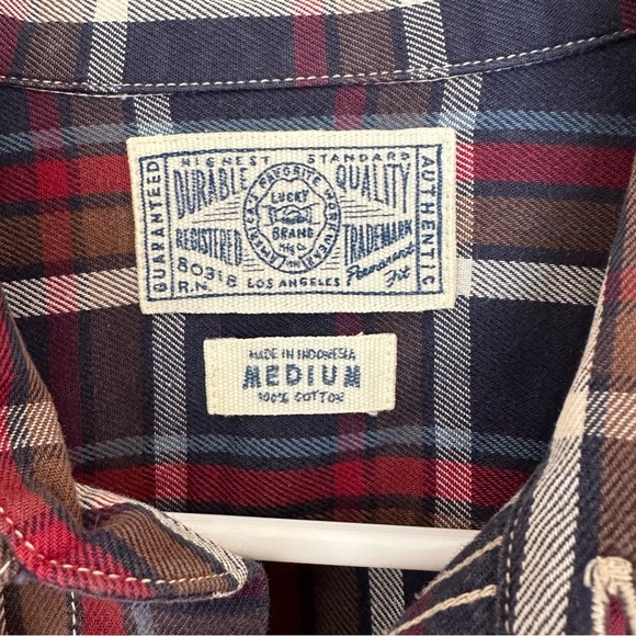 SOLD Lucky Brand Men’s Shirt Long Sleeve Button Down Blue and Red Plaid Size Med - Picture 3 of 6